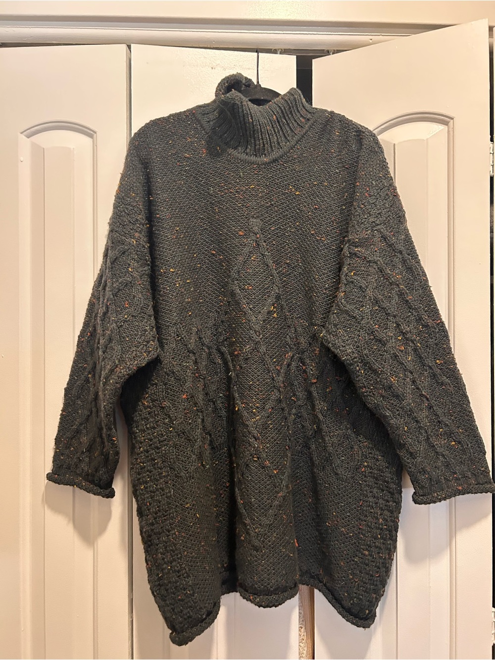 Carraig Donn Cozy Dark Gray/Green Cable-Knit Turtleneck Sweater